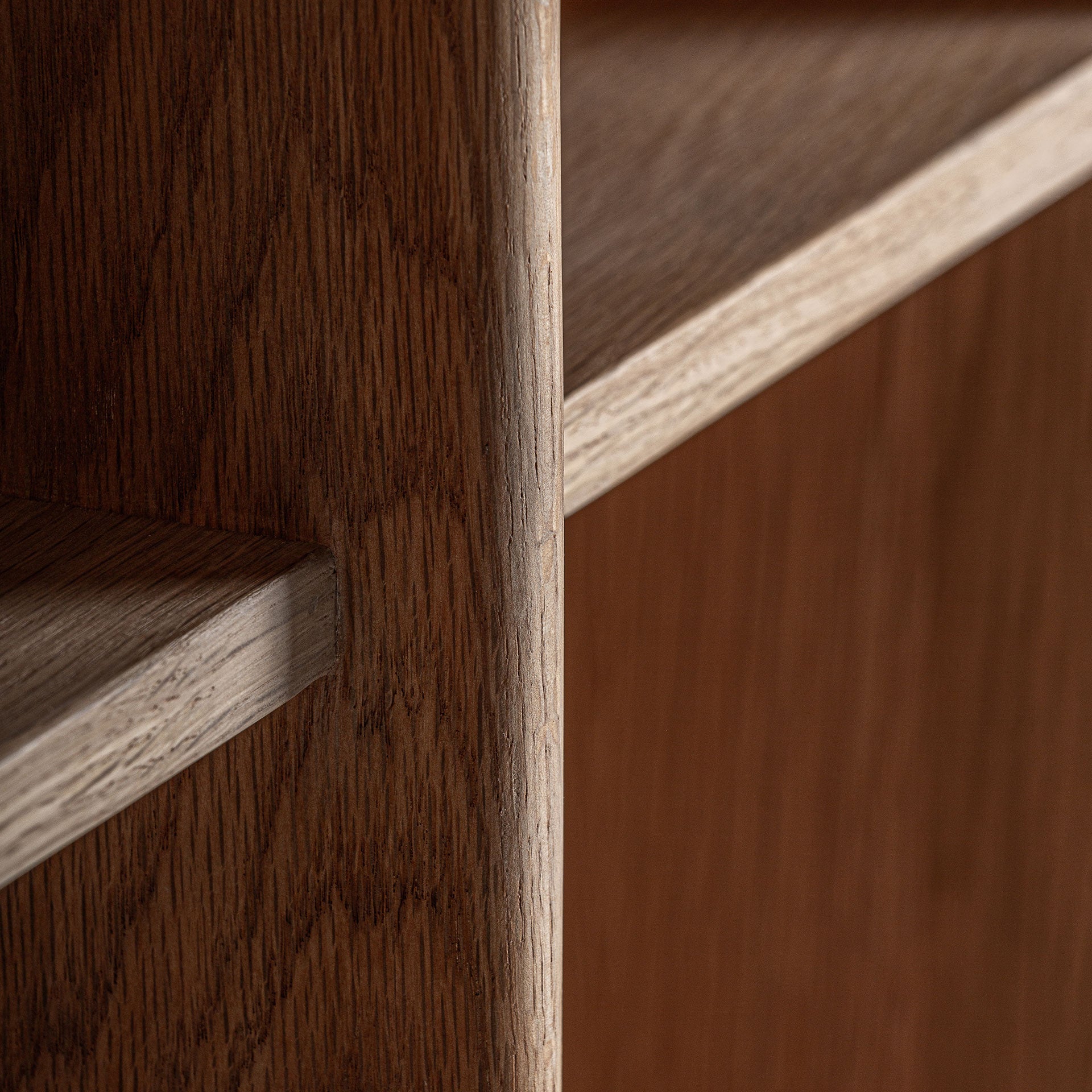 NARA BOOKCASE